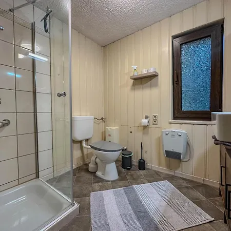 Knusperhaeuschen * Schleusingen